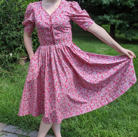 Vintage Laura Ashley pink Floral Dress - Picture 2 of 6
